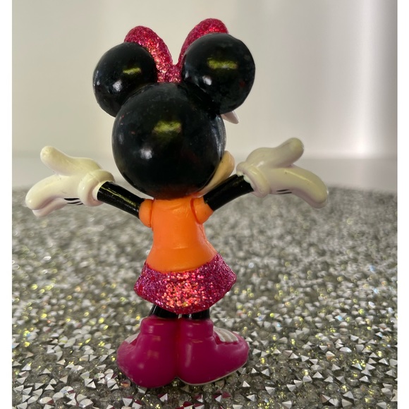 Minnie Mouse Figurine - Picture 2 of 12